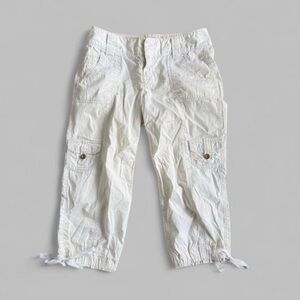 White Cargo capri Pants